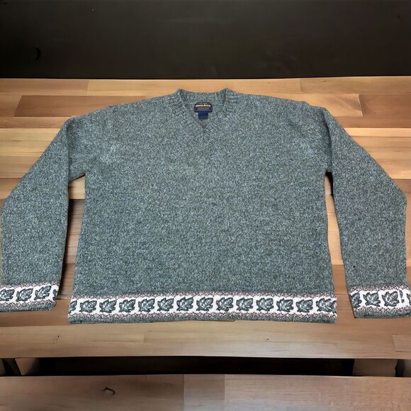Vintage Woolrich Womens * M-L Gray Knit Wool V Neck Ivy Trim Pullover with FLAW - Picture 1 of 13